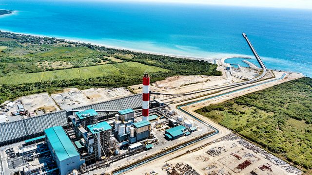 Luis Abinader destituye al administrador de Punta Catalina