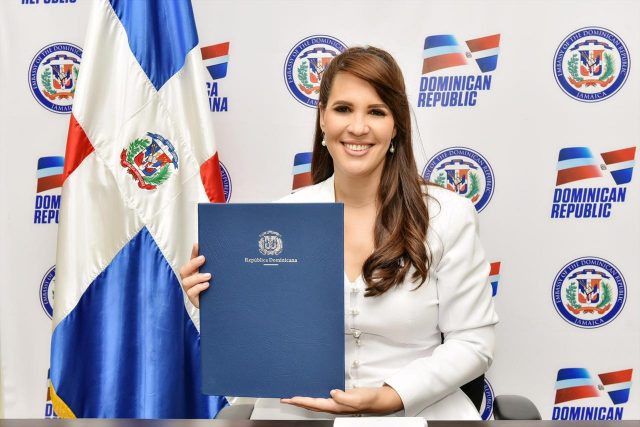 Reconocen embajadora RD en Jamaica como Orgullo Latinoamericano