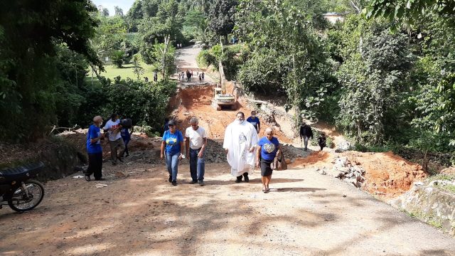 Vuelven a protestar por construccion de puente en Monte Plata