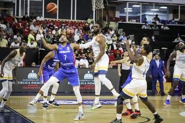 1638281767 365 Melvyn Lopez Los muchachos lo dieron todo