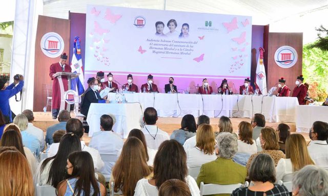 Dice han protegido a los asesinos de las hermanas Mirabal