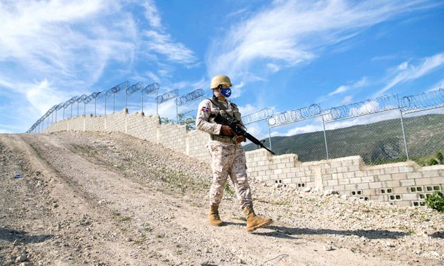 El credito comercial arropa financiamiento de obras para el 2022