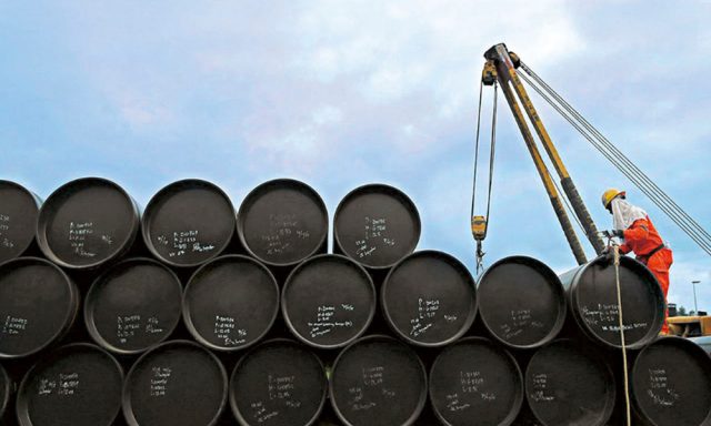El petroleo subio ayer en NY 016 y cerro