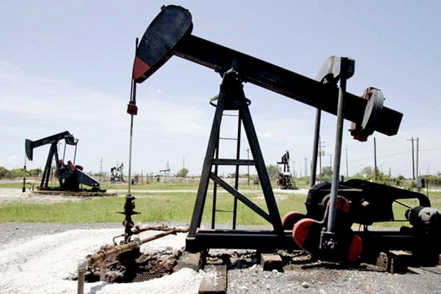 El petroleo subio un 26 y cerro a US6995