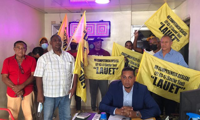 Empresarios del Taxi piden al Intrant cumplir con regulacion