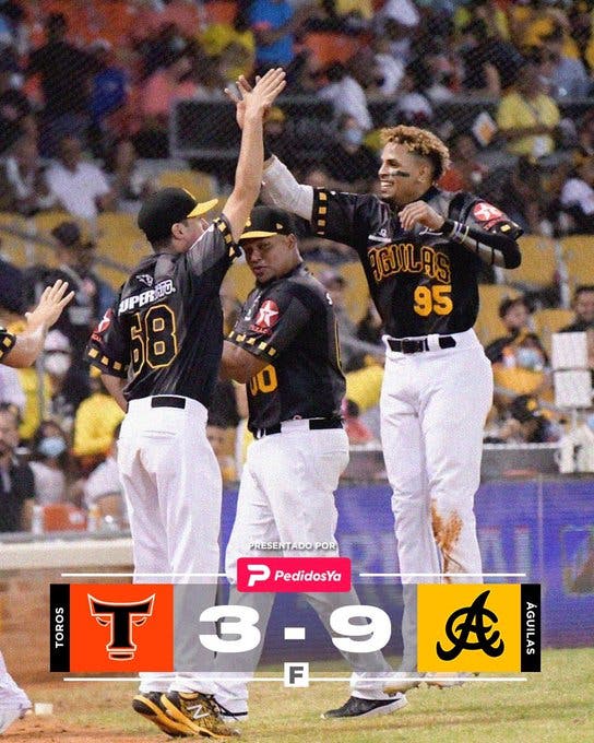 Estrellas siguen firmes en la cima Aguilas vencen Toros