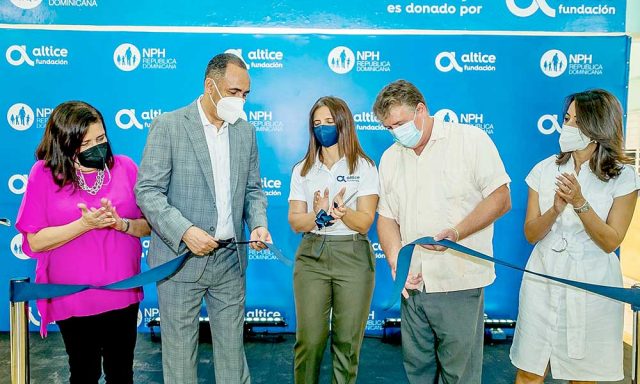 Fundacion Altice dona internet de alta capacidad a escuela hogar