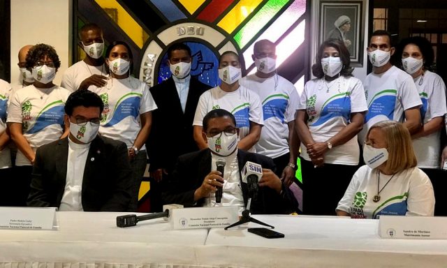 Iglesia pide crear un Ministerio de Familia