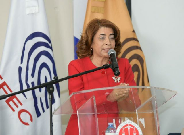 Miembro pleno defiende responsabilidad JCE en el registro civil Miembro pleno defiende responsabilidad JCE en el registro civil