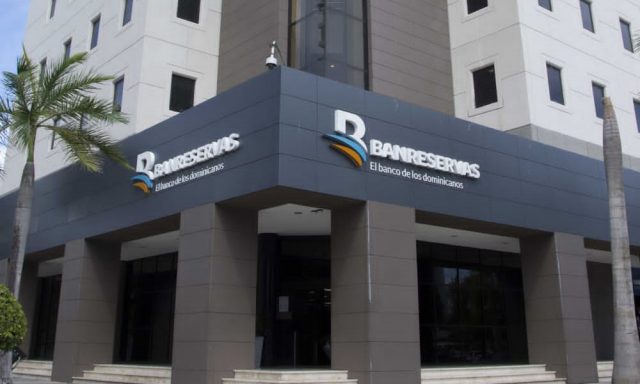 Reconocen Banco de Reservas como el mejor de RD y