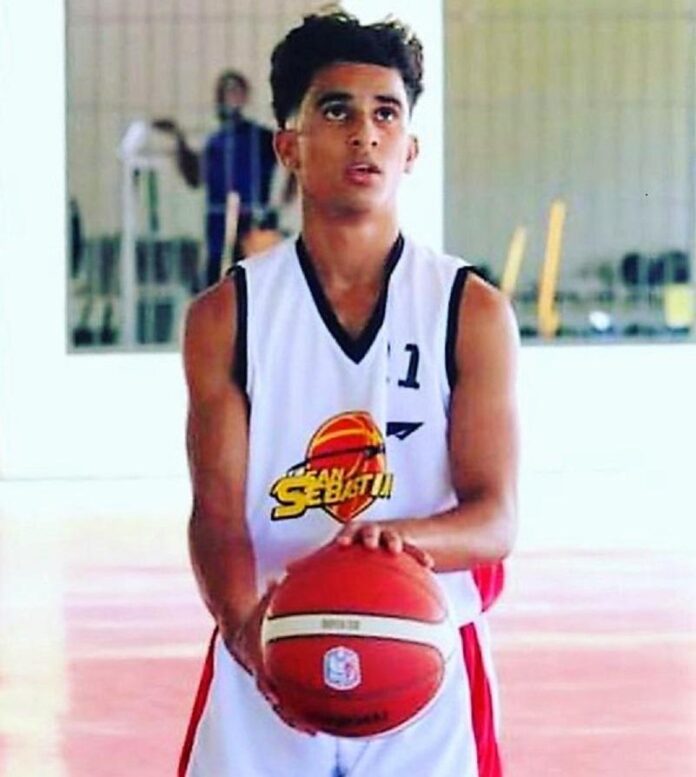 “Es un mago”: El baloncestista mocano Darling Martínez a sus 15 años está lleno de éxitos