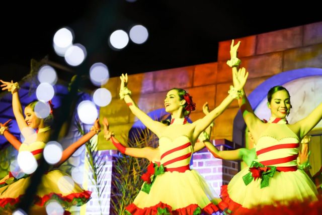 ADN inicia magia de la navidad con encendido de luces y actividades