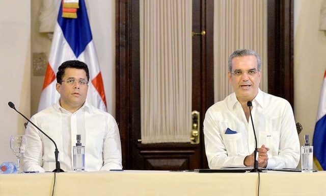 Abinader anuncia medidas a favor de la diaspora