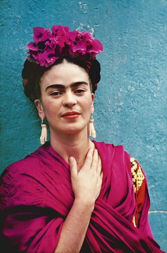  La primera biografía inmersiva Frida Kahlo explora en el Centro Ideal de Barcelona (España) la conversión de la artista en un “icono pop”