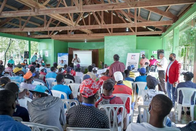 Central Romana finaliza proceso de induccion para trabajadores agricolas