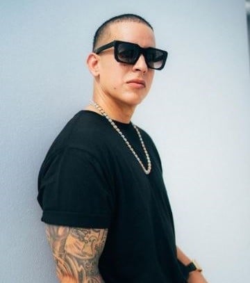 El apodado “Big Boss” incluyó, además, en la publicación la etiqueta “La Última Vuelta”, el que puede que sea el título de la gira.  