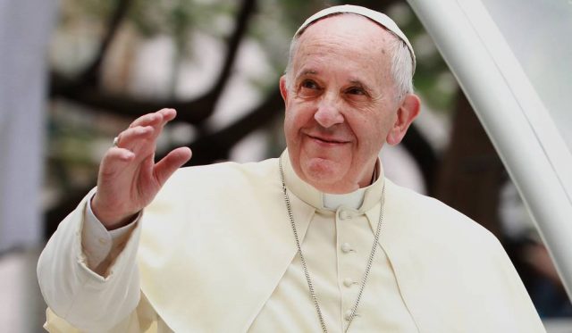 El papa Francisco nombra tres expresiones clave para las parejas casadas bEl papa Francisco nombra tres expresiones clave para las parejas casadas