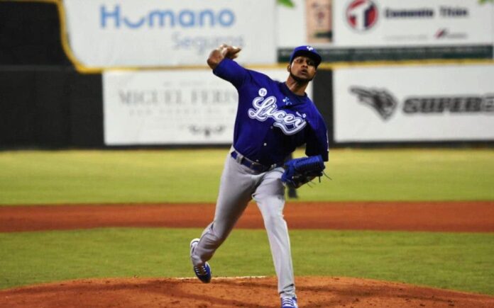 Ervin Santana respalda quinta victoria de los Tigres
