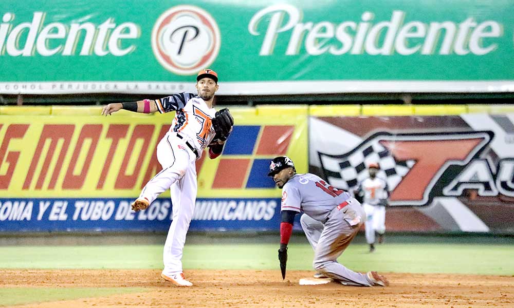 Gigantes y Aguilas dan pasos firmes para clasificar