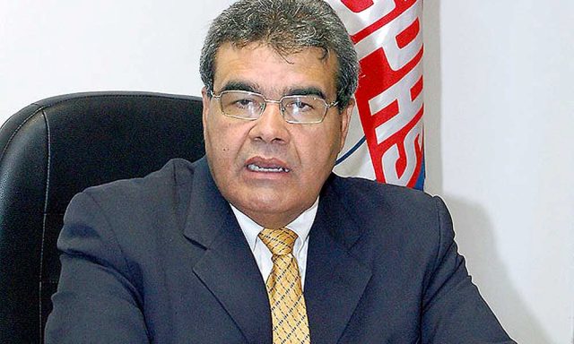 Mercantilista y alegre dicen es medida de flexibilizar venta alcohol