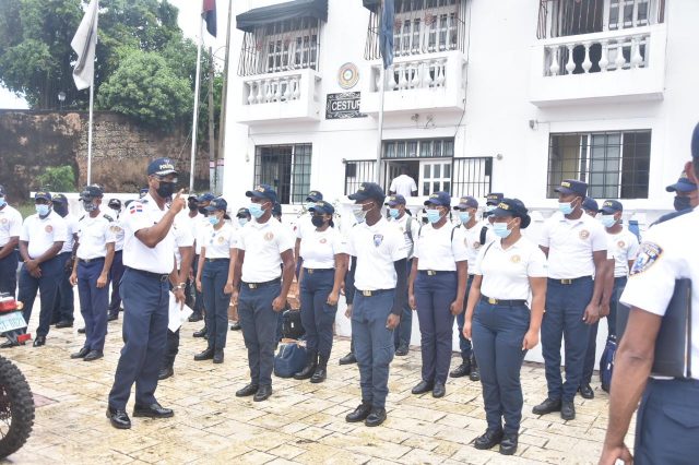 Politur despliega 1,600 agentes para garantizar seguridad de turistas Politur despliega 1,600 agentes para garantizar seguridad de turistas
