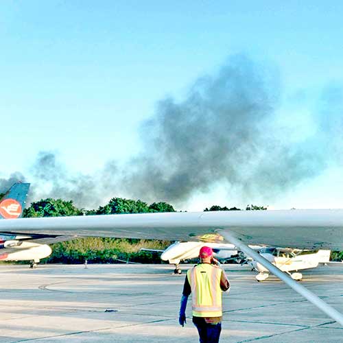 Se estrella aeronave en Las Americas no hay sobrevivientes