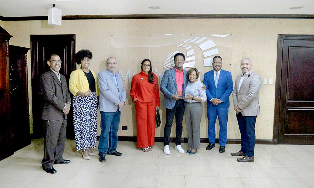 Soto debe romper el record de Trout en dinero