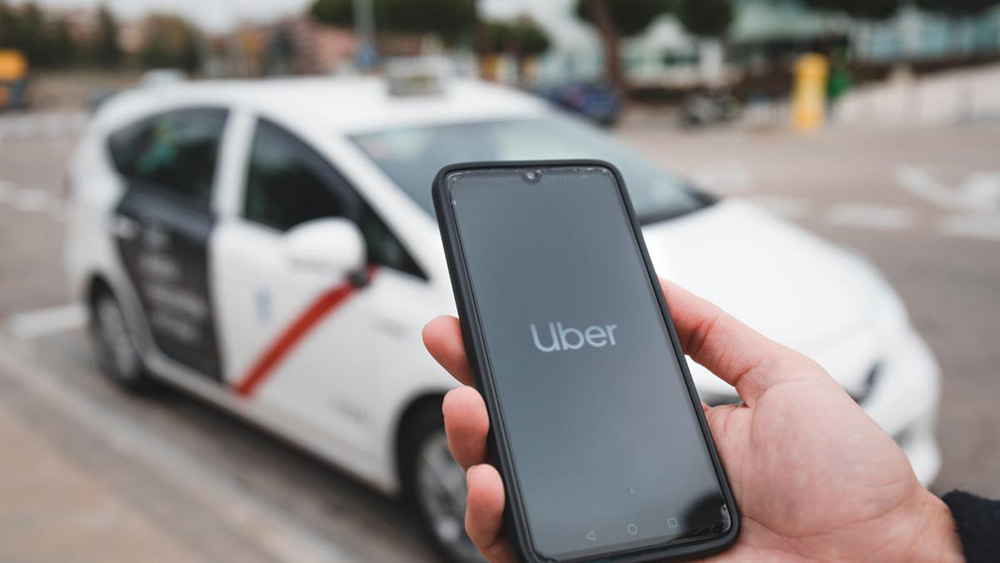 1643016661 789 Taxis y delivery por plataformas ganan terreno en el pais