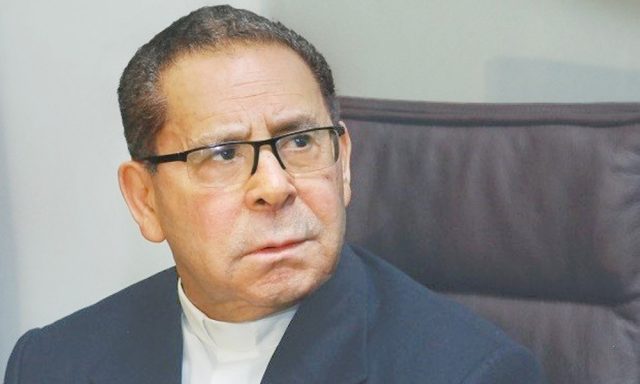 Declaran tres dias de duelo municipal por muerte de Monsenor