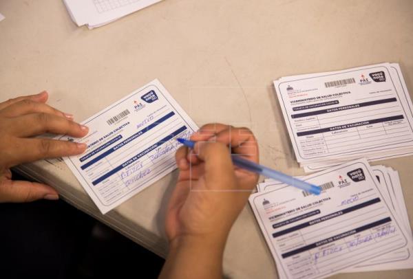 Esta medida fue tomada por el gobierno para contrarrestar el aumento de los casos covid en el país. 