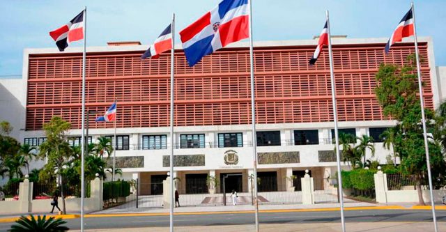 Ejecutivo tiene interes en las leyes complementarias