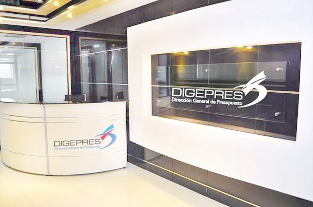 El Gobierno cumplio ingresos pero dejo gastos sin ejecutar