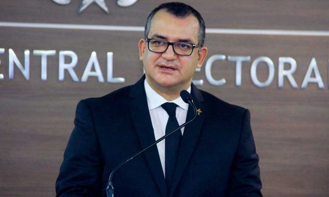 JCE advierte actuara evitar el dinero ilicito financie campanas