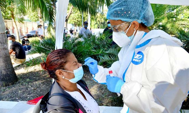 Se registran casi 6 mil casos nuevos de covid 19 en