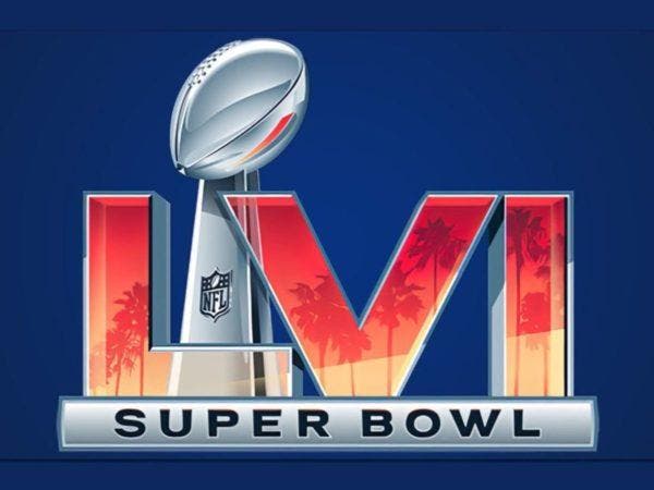 El Super Bowl LVI será el 56º Super Bowl y el 52º campeonato de la Liga Nacional de Fútbol Americano de la era moderna. El juego está programado para jugarse el 13 de febrero de 2022 en el SoFi Stadium en Inglewood, California.