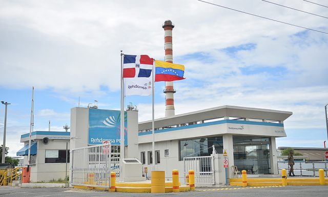 Ley de Hidrocarburos fue concebida para pagar deuda publica