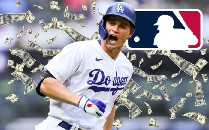 Con un acuerdo de 10 años y 325 millones de dólares , Seager se convierte en el sexto jugador mejor pagado en la historia de las Grandes Ligas.