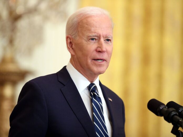 Biden aterriza en Polonia, cerca de la frontera con Ucrania