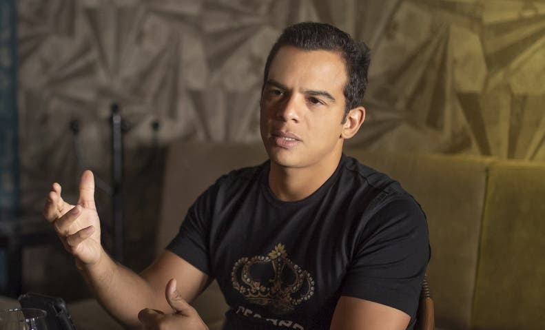 18 Que Pasa 16 4okk..p02