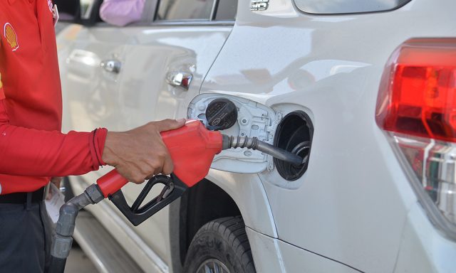 Gobierno subsidia los combustibles con RD1354 MM