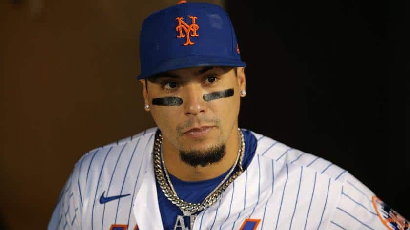 Los Tigres de Detroit y Javier Báez están finalizando un contrato de 140 millones por 6 temporadas. Báez promediará unos 24 millones por temporada. No es 100% oficial, sin embargo, no apunta a otro lado