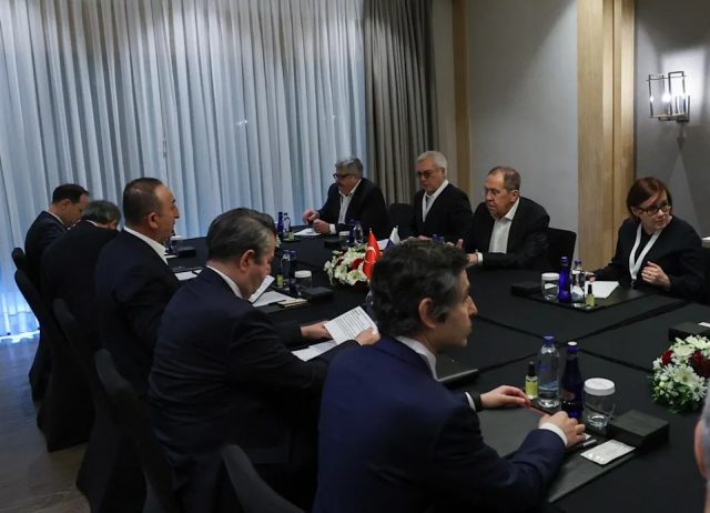 Las negociaciones entre Rusia y Ucrania se reanudarán mañana Las negociaciones entre Rusia y Ucrania se reanudarán mañana