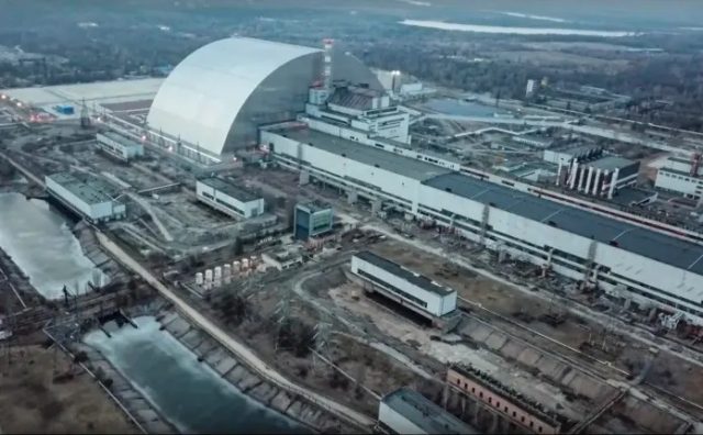 Militares rusos y guardias ucranianos controlan Chernóbil y Zaporiyia Militares rusos y guardias ucranianos controlan Chernóbil y Zaporiyia