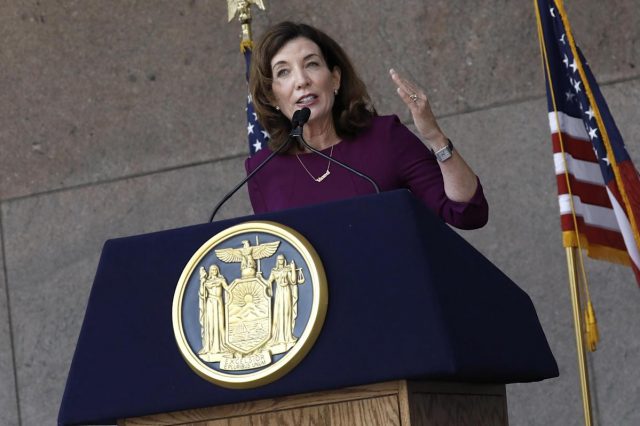 Nueva York lanza página web para ayudar a ucranianos en el estado