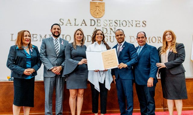 Regidores del ADN reconocen a mujeres valiosas