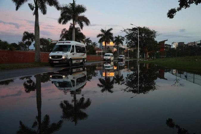 Aumentan a 253 los muertos por las inundaciones en el