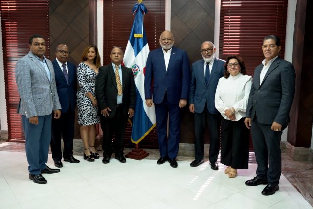 Bonaparte Gautreaux Piñeyro es el nuevo Premio Nacional de Periodismo