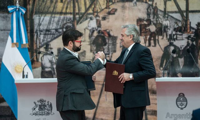 Fernandez y Boric abogan por una America Latina unida