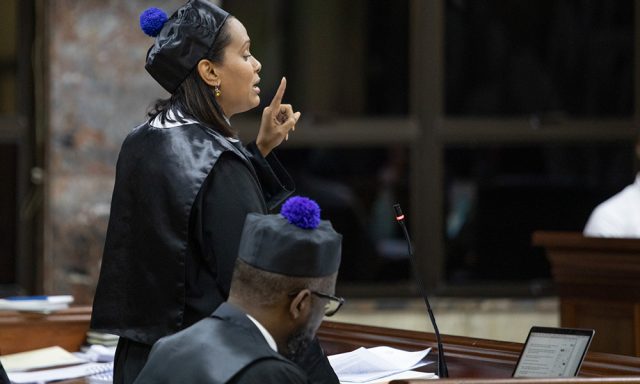 Luis Dicent falla en su intento por salir de la