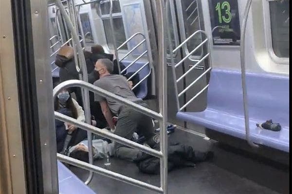 Sospechoso del tiroteo en metro de Nueva York decía estar “lleno de odio".